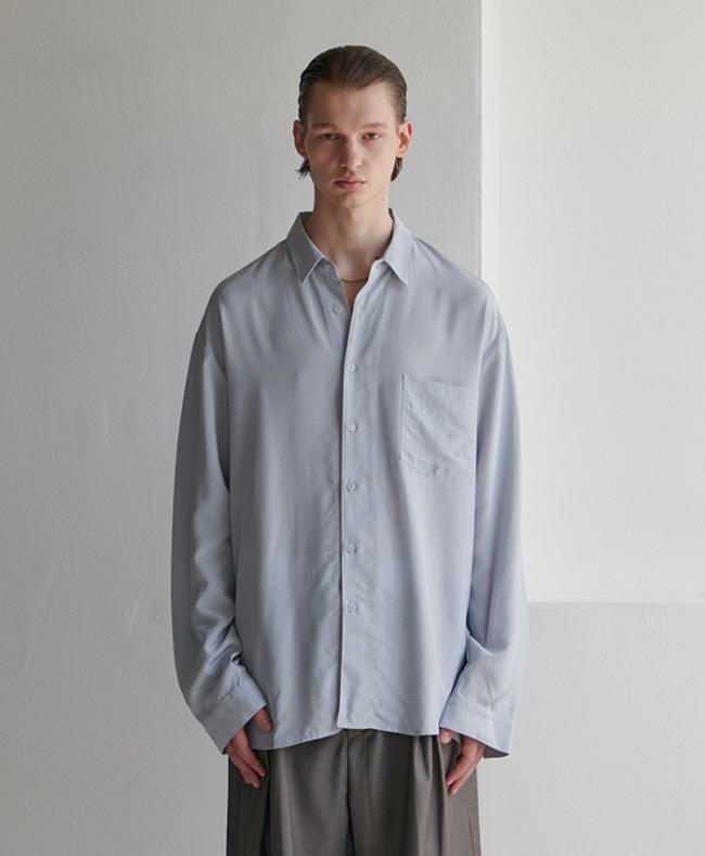 Silky Over-fit shirt - sky blue